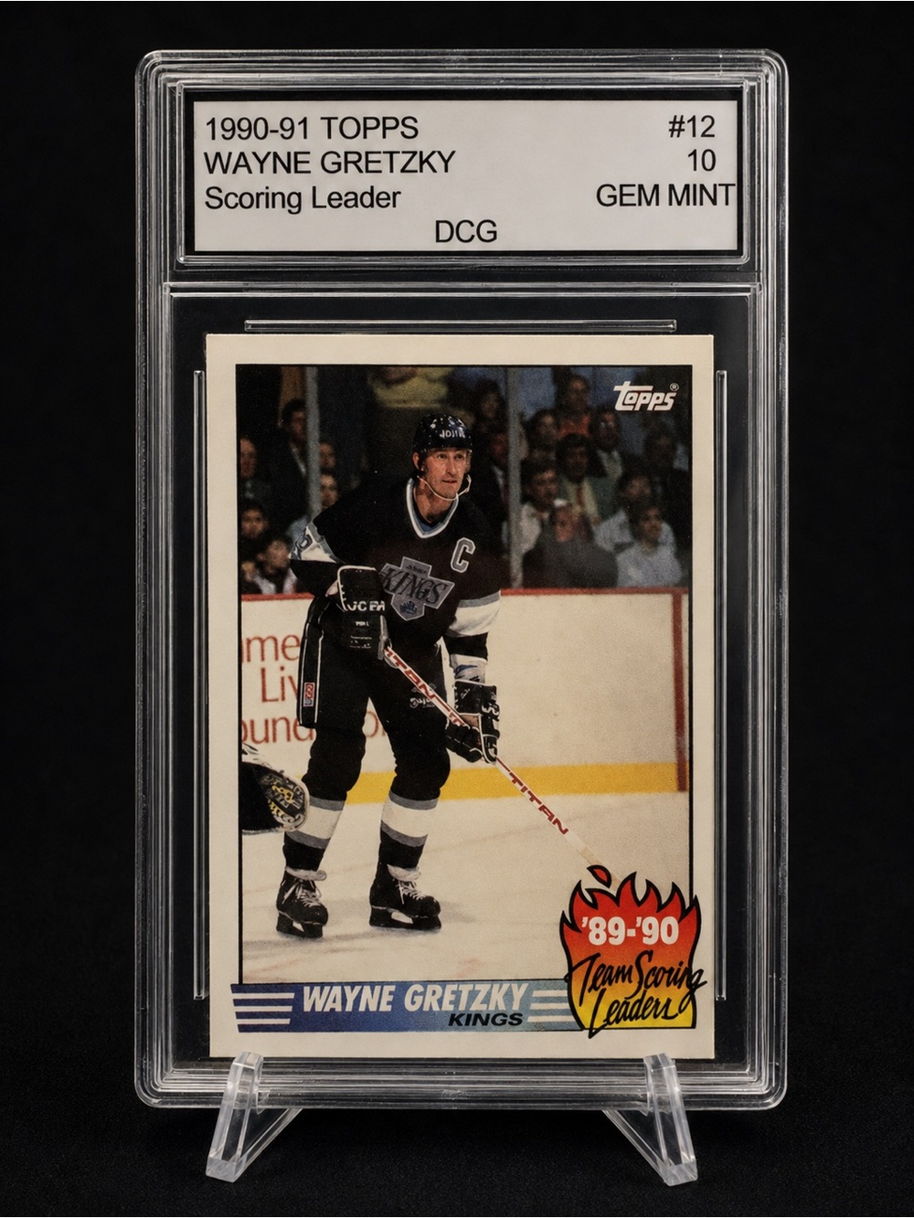 1990 Topps Wayne Gretzky Hockey Card - Black, White